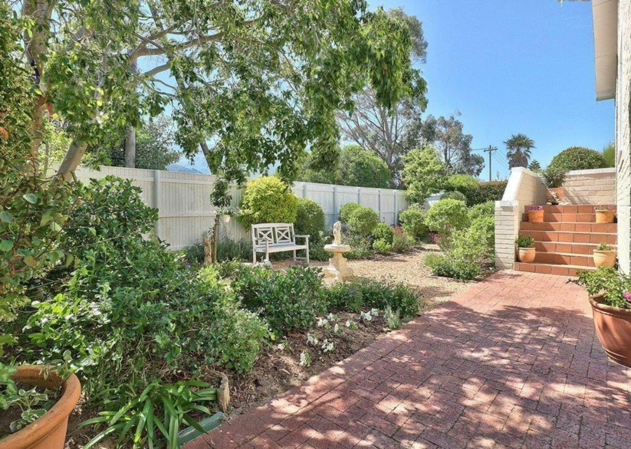 The Good Host Hotel Hout Bay Exterior photo